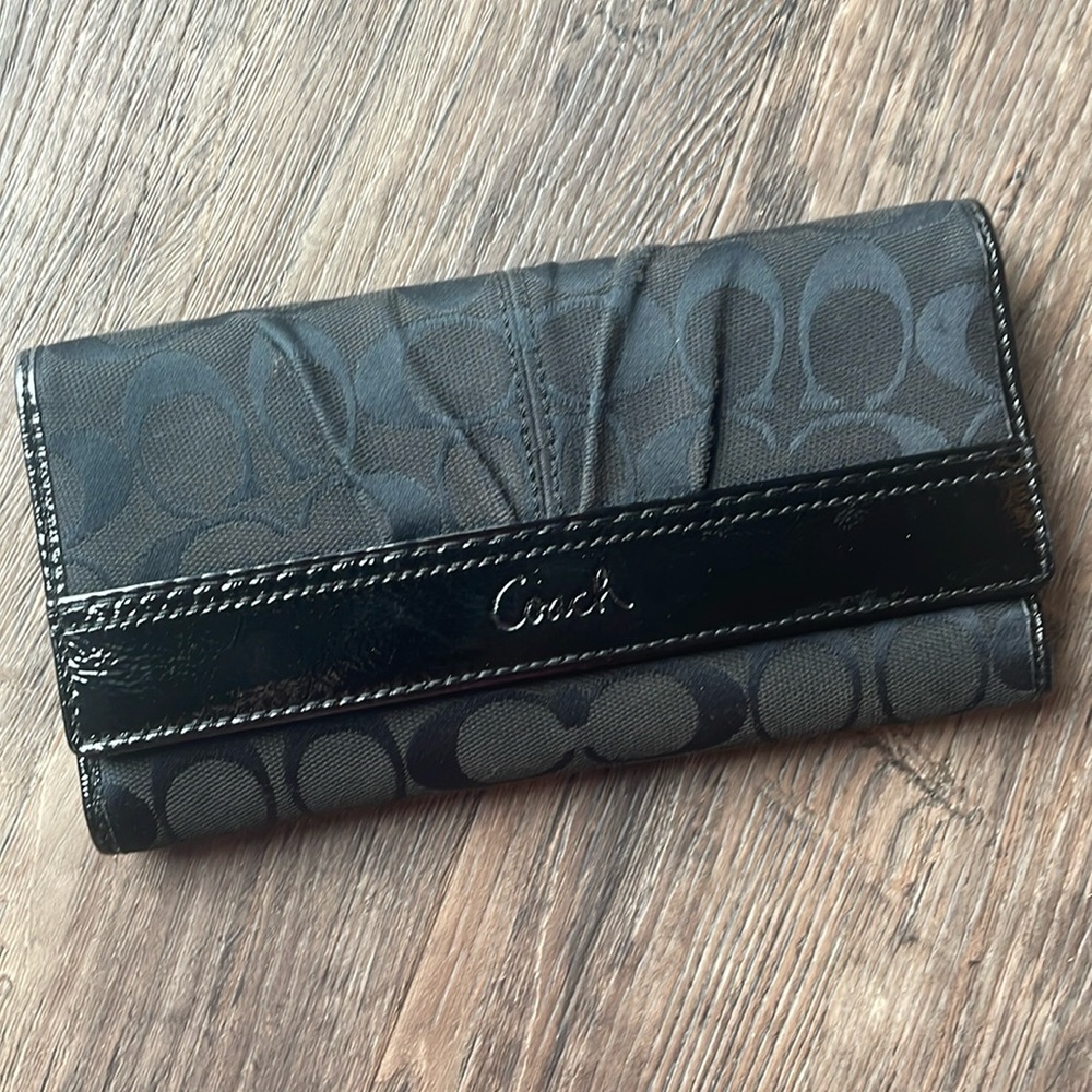 Coach trifold wallet